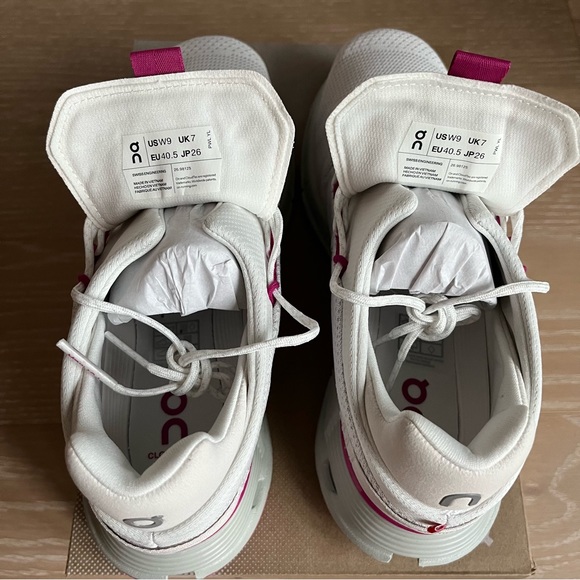 ON Running Cloudnova Women Shoes Various Sizes Undyed White Carnation - Picture 8 of 9